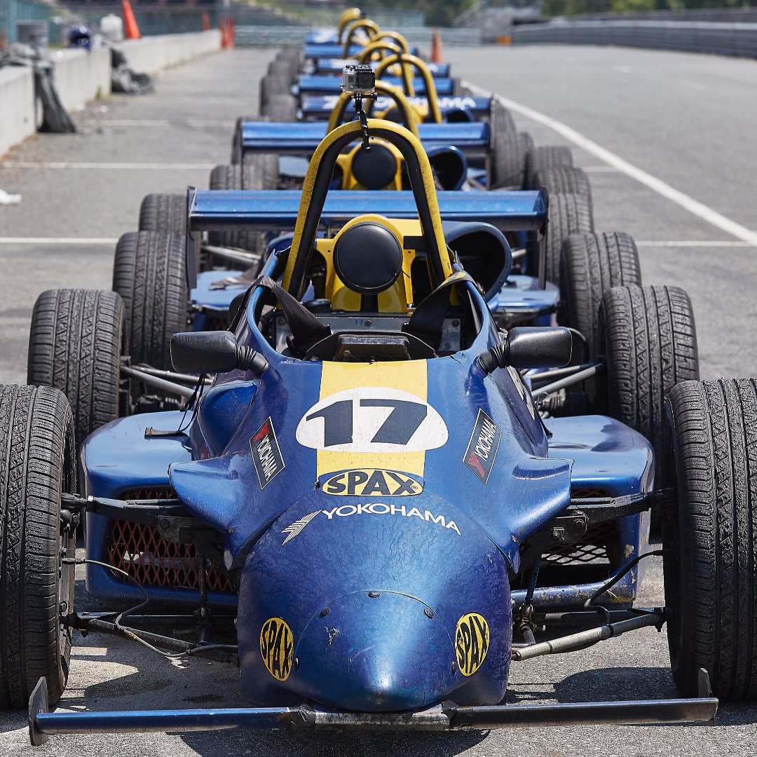 Why do we race? Simply for the love of motorsport. Sign-up today discover your passion for racing.
ow.ly/5dAF50uslQs
#BRRS #Racing #Motorsport #RacingSchool