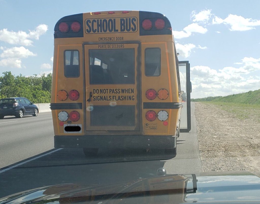 Did your child have a story to tell after they were late getting home from school?....Driver of school bus stopped for speeding, 5 kids on board. Weaving thru traffic #Hwy401 wb west of #Hwy25 in #Milton 
#NotCool #SlowDown