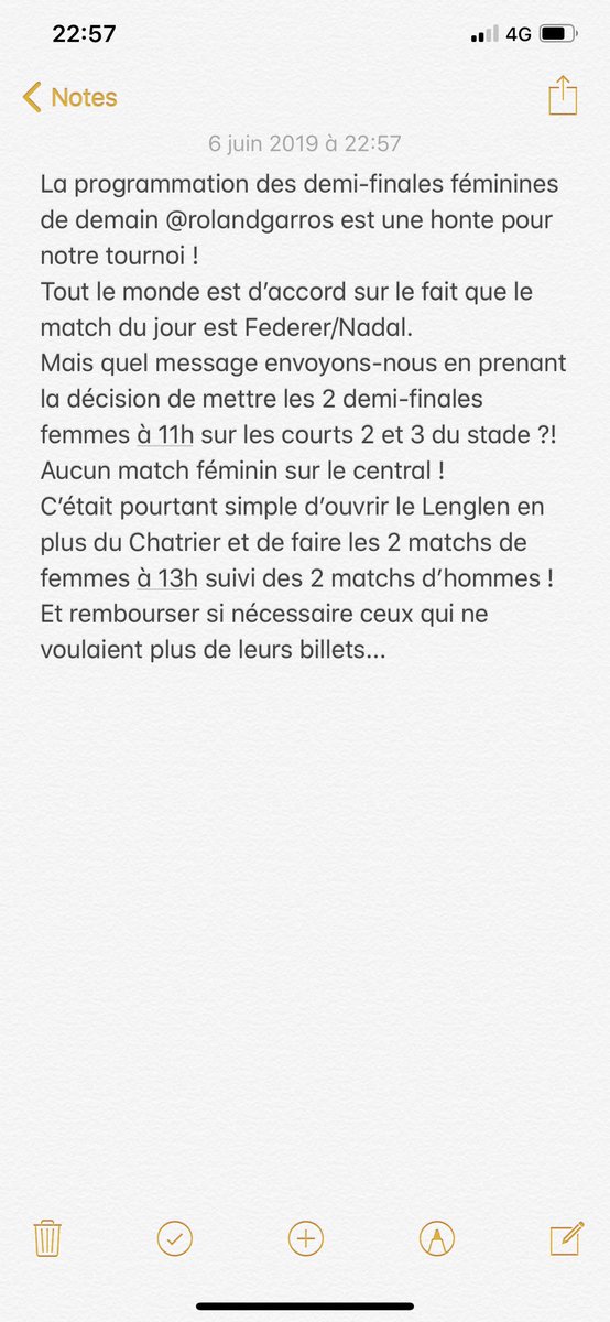 AmeMauresmo's tweet photo. La programmation des demi-finales féminines demain @rolandgarros est une honte pour notre tournoi ! https://t.co/oKPZUICmPp