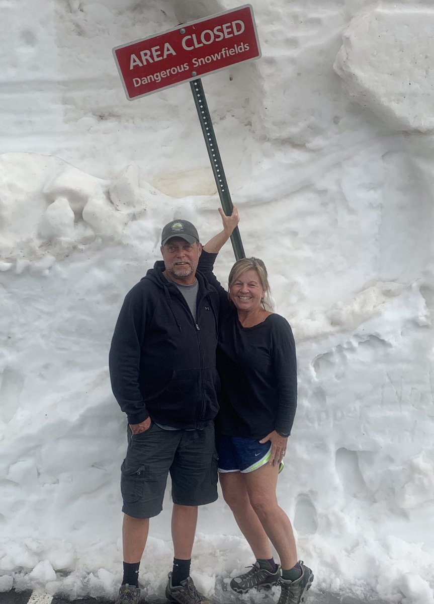 ellis_ellisc's tweet photo. My Happy, Happy Place.  Opening Day of Trailridge Road in RMNP.  #stilllotsofsnow #mountainsaremyjam https://t.co/5ZO40fITv2