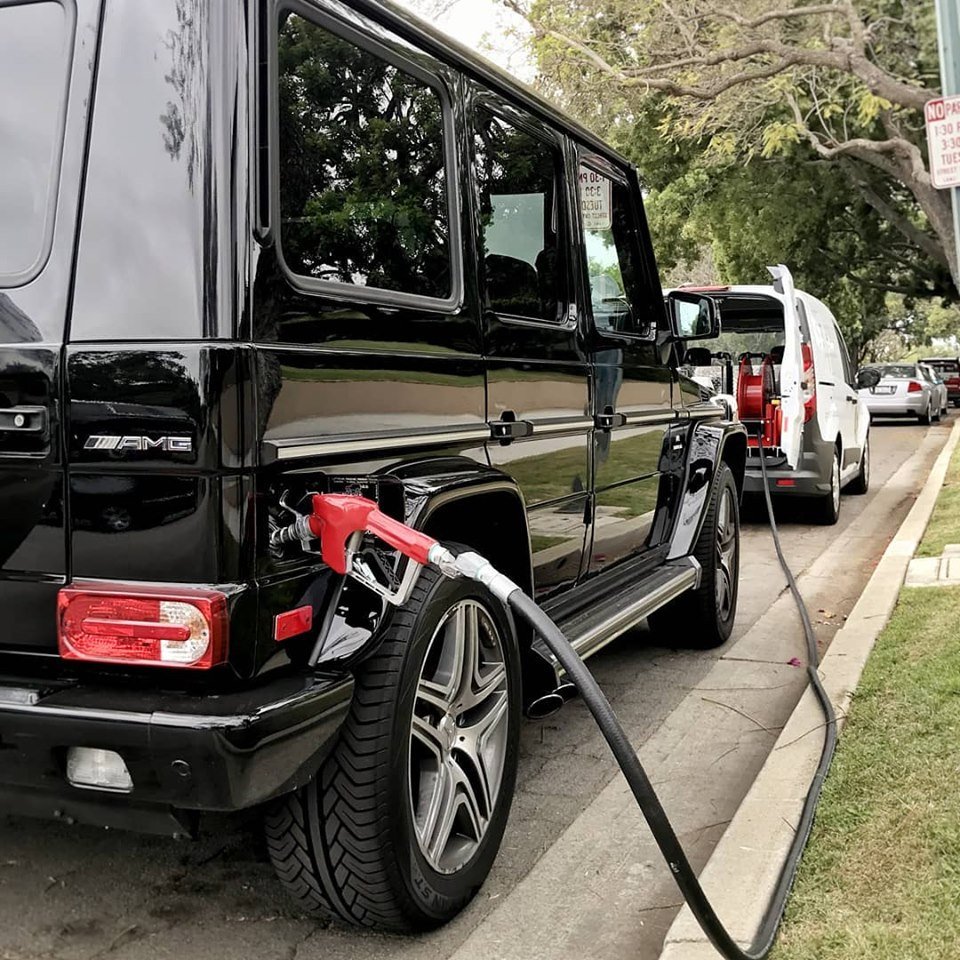 statusfuel's tweet photo. Time is something you can never get back. Don't waste it at the gas station...We got you covered 💯

#GoStatus #gasdelivered #ondemand https://t.co/T1i0cQESJv