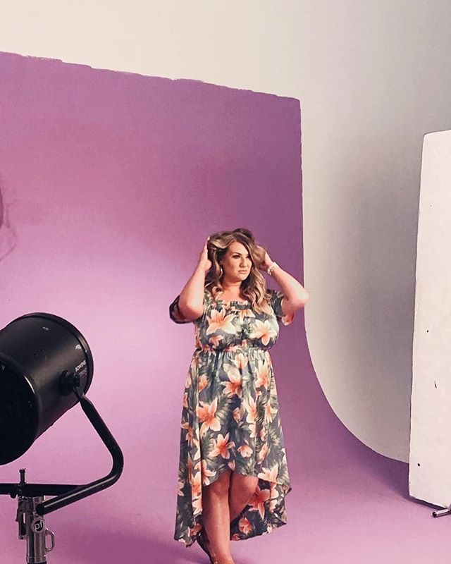 AnoushkaLoves's tweet photo. Feel cute. Might delete later.
@fashionworld #topmodel #modellife #nexttopmodel #poser #todayiwore #whatiamwearing #wiwn #fashionfury #anotheroutfitpost #wearthisnext #100flavoursuk #fashioninfluencer #whowhatwear #wiwtoday #ootdfash #todayiamwearing #s… https://t.co/eg1IFOZjcu https://t.co/c0pKNnlM5t