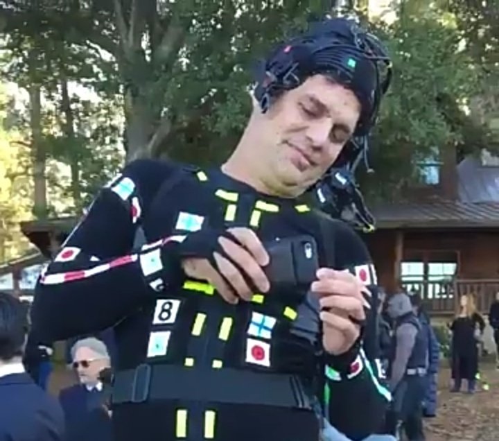 "no cameras on set"

hemsworth, evans, tom, and mark