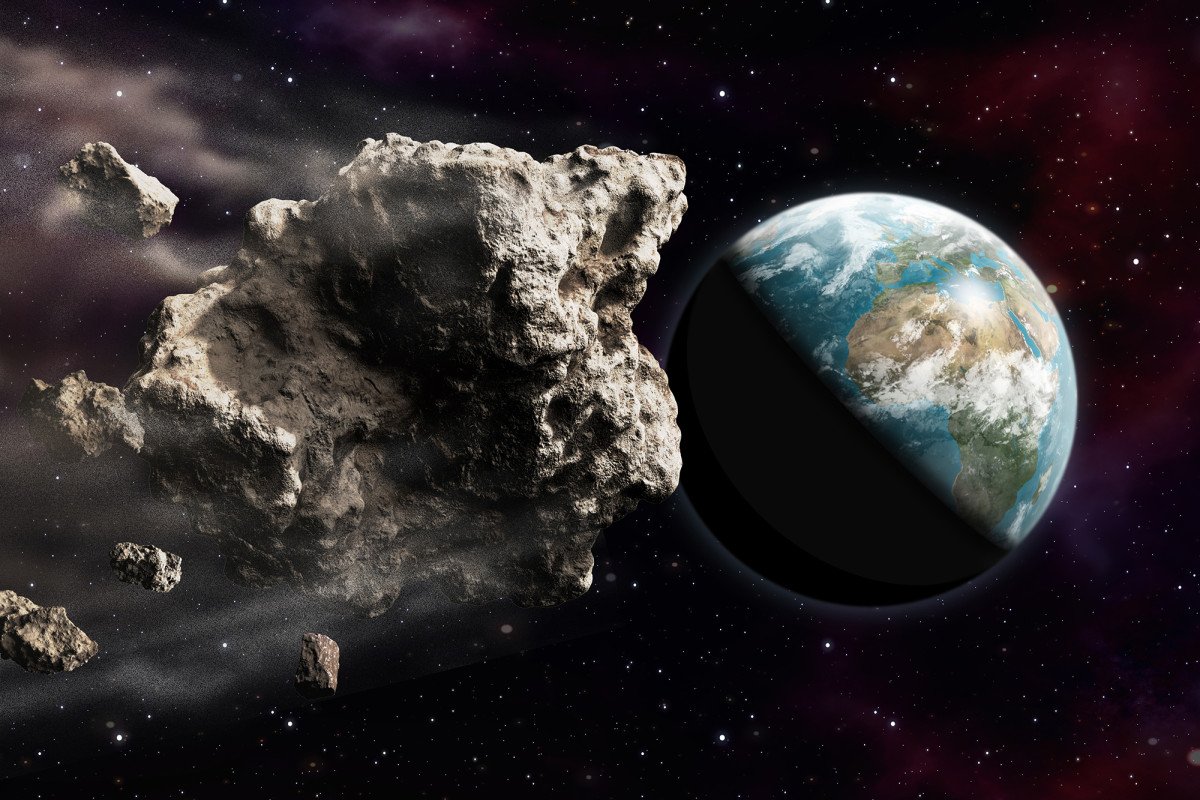 nypost's tweet photo. Football field-sized asteroid could hit Earth this year https://t.co/8jQqSNfnLf https://t.co/ETYqFyvqgJ