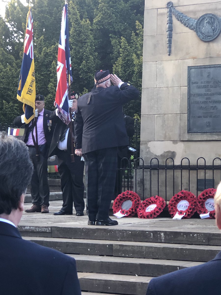 We as a school feel humbled and honoured to have been invited to attend the procession and service at the cenotaph in Falkirk this evening in remembrance of the 1100 Falkirk Bairns that laid down their lives for our liberty. 💕 #lestweforget #GHSproud