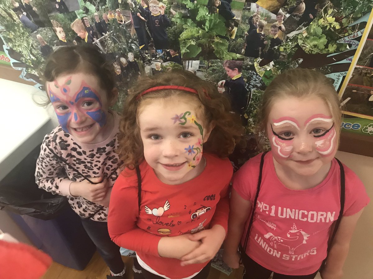 StMarysBscreen's tweet photo. A huge thank you to our whole school community who worked hard to ensure that our Annual Festival was a great success again this year 🙌 #learningcaringsharing https://t.co/PpIKKECYqG