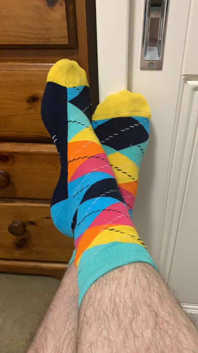 HarryNespolon's tweet image. Smile it’s Friday! #Crazysocks4docs