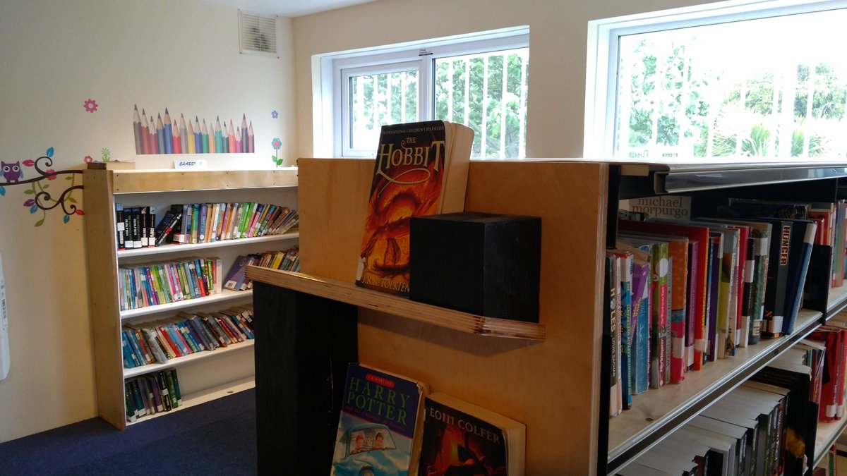 UPcycling_Pro's tweet photo. New project at St Brigid's GNS library finished ! https://t.co/8tgo9mUpGE