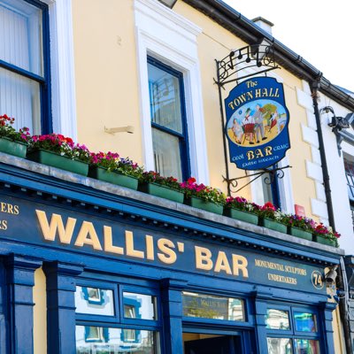 WallisBar's tweet photo. #NewProfilePic https://t.co/Y9simYtFA5