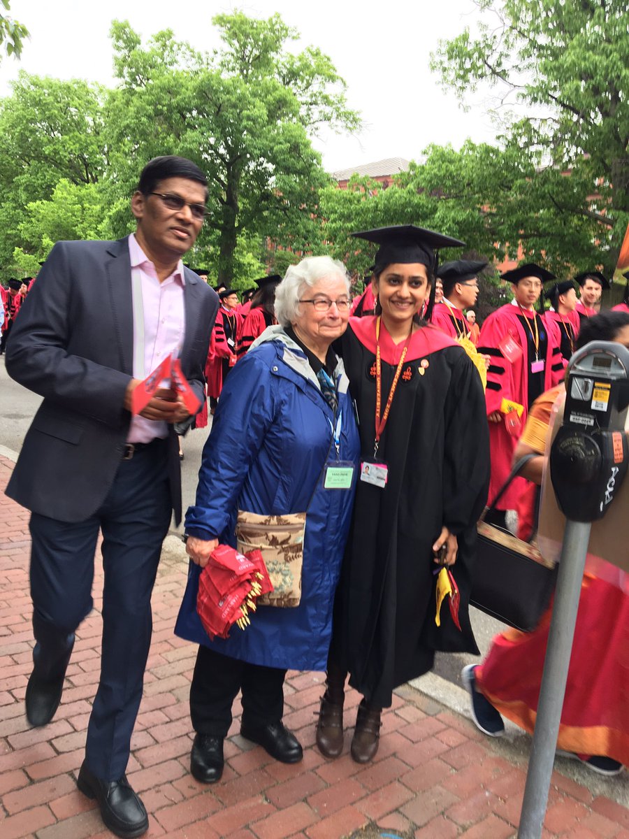 mehulsmritiraje's tweet photo. (1/2) Bit late to the Commencement x Social Media party since I was going through the 10000 pictures my lovely family took of me receiving my Master in Engineering Diploma from @HarvardGSAS 🙂
#womenintech #womeninstem #harvardLife #harvardgsas #harvard #harvardcommencement https://t.co/vhYwNWClru