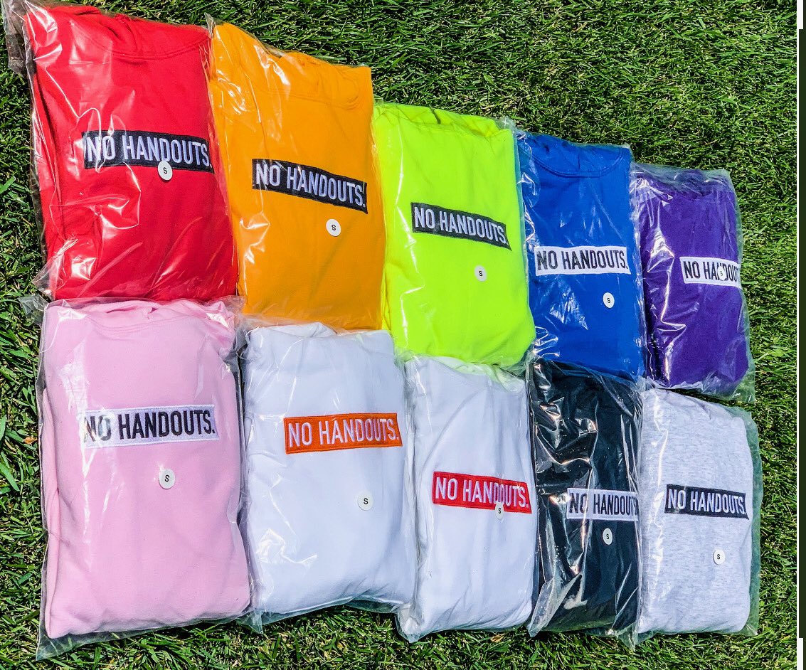 MaccClothing's tweet photo. ‼️GIVEAWAY‼️ RT and we’ll pick a few random winners, YOU can choose whichever hoodie you’d like!! (MUST BE FOLLOWING THIS PAGE)🗣👀 https://t.co/dp1Kven7A4