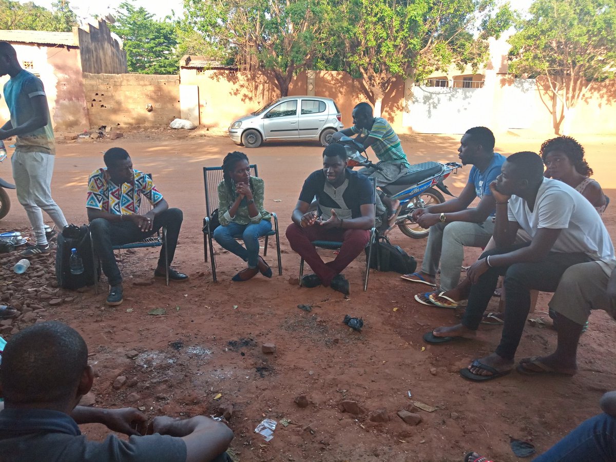 snfMali's tweet photo. #JePlanteMonArbre, ACTION. Kalaban-Coura en commune V de Bamako est prêt à recevoir les premiers arbres de la campagne Ma Rue Verte. 
Les rues identifiées sont prêtes, les plantes n'attendent que les bras de la jeunesse pour le reboisement. 
#SaveFleuveNiger #Mali 
Top départ j-2 https://t.co/dIM727jfAZ