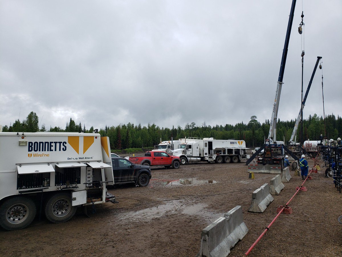 Creating value for our customers today. Leaders in the slickline industry working side by side near Grande Prairie. #bonnettsenergy #deliverywellahead #slickline #bonnettswireline