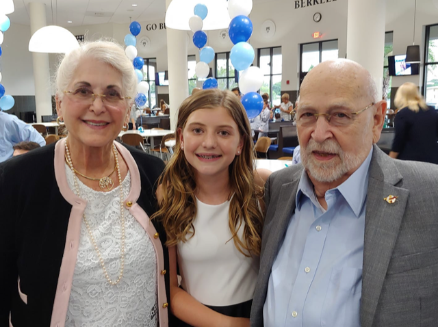 drsollizerbram's tweet photo. Shabbat Shalom! Mazal Tov to Lynne and Fred Merriam on the graduation of their granddaughter Sophie! The Merriam’s are proud members of @JNFUSA World Chairman’s Council. We wish Sophie much success! I’d love to share your pictures; please send them to me at President@jnf.org https://t.co/aVVsj9ePOa