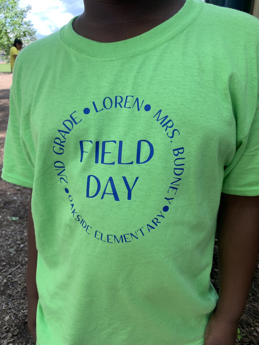 OaksideAwesome's tweet photo. We’re all stars ⭐️ on #FieldDay. These 2nd graders had a lot of 🏃🏾‍♀️ exercise, 💧 water and 🎉fun today. Thank you to every parent, faculty and staff who made it @OaksideAwesome! #peekskillpride https://t.co/m5j4K2Hrtk