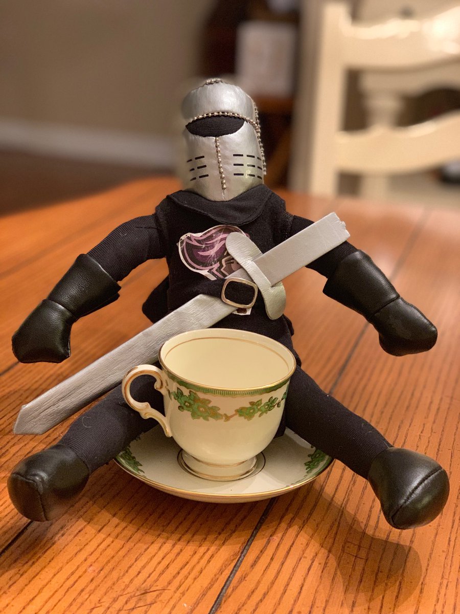 tricia_olsen's tweet photo. Is it me or is the Tea Cup ride getting smaller?? #doilookfat  #disneydining  #magicmirror  ⁦@OBHSDisney2019⁩ ⁦@VPMasarik1⁩ https://t.co/2plgkPtM7i
