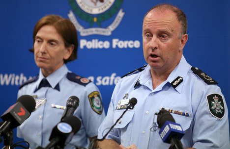 worldnewsdotcom's tweet photo. #Australian #parliament to grill #FederalPolice on media raids
#ABC #NeilGaughan #CraigKelly #DougCameron
https://t.co/dajd6jBvdG https://t.co/CIRMXuwmTd
