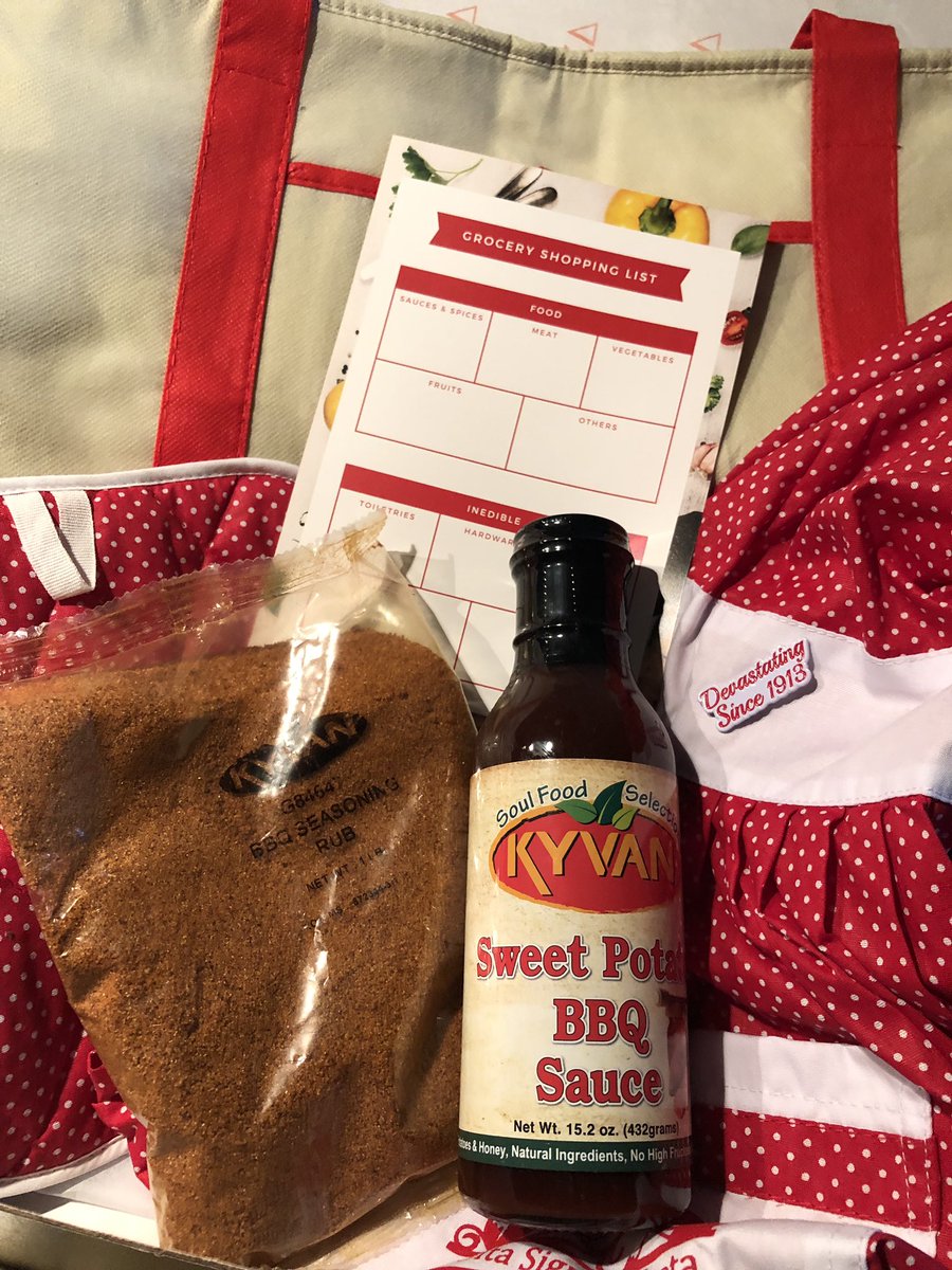 KYVAN82's tweet image. Guess what we are about to cook tonight?! Did you know our co owner @IamDelta3 is a member of @dstinc1913 She’s excited to get her hands on this #VioletsandPearls subscription box and to try some of her Soror @AbsolutelyQuad cook book recipes. Their products are available online.