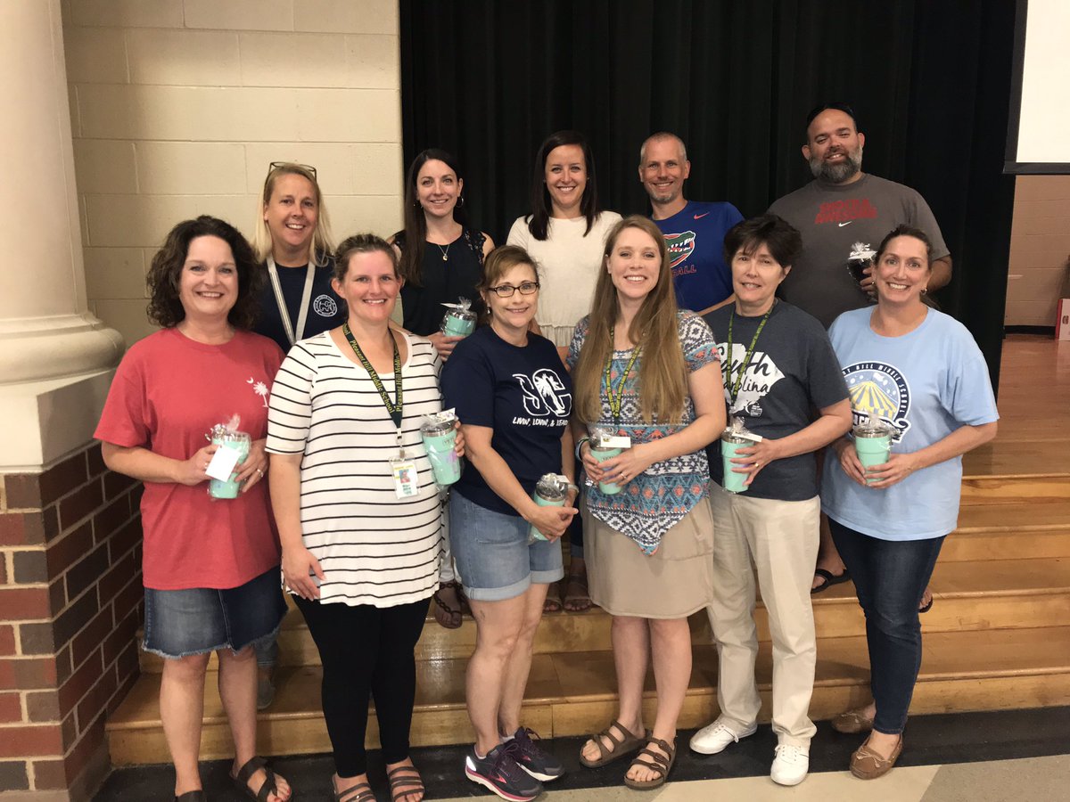 DrTRivers's tweet photo. Once a Cougar, Always a Cougar! We’re going to deeply miss these wonderful individuals @PHMSCougars next year! 💚💛💚
#PHcougarPRIDE #FollowMyLEAD https://t.co/IaJaQpzCEa