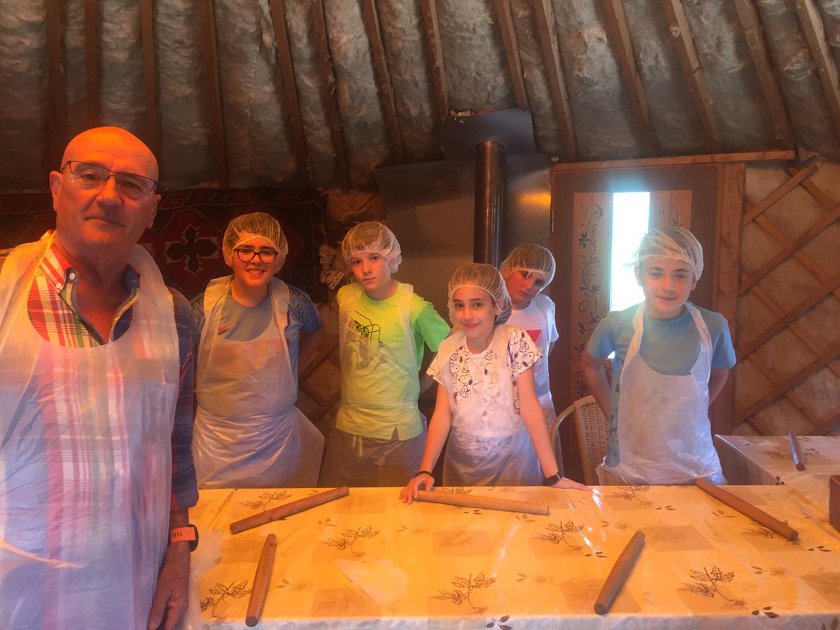 a_cultures's tweet photo. Fantastic Day in Trakai - Kibinai workshop 😋 https://t.co/pvcLgJ9BJI