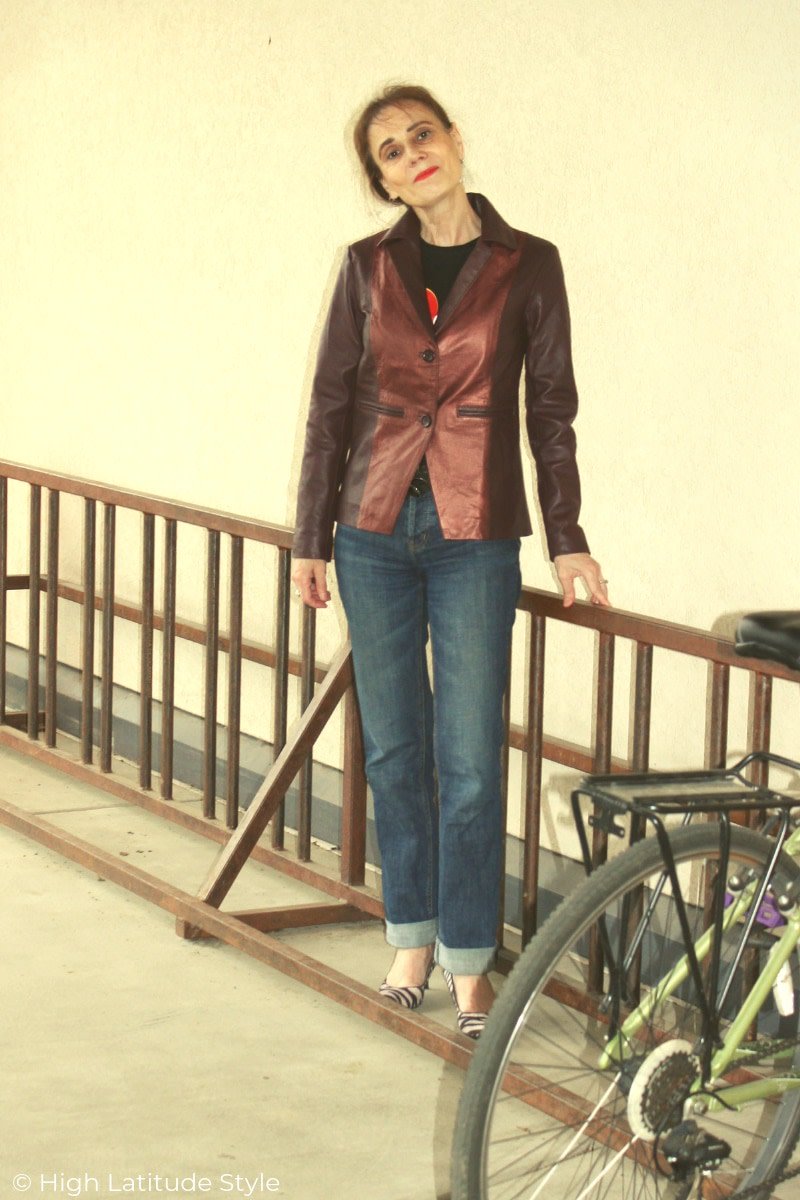 HighLatitudeSty's tweet image. Review of a colorblocked leather blazer from The Jacket Maker  highlatitudestyle.com/the-jacket-mak… #TheJacketMaker #leatherstyle