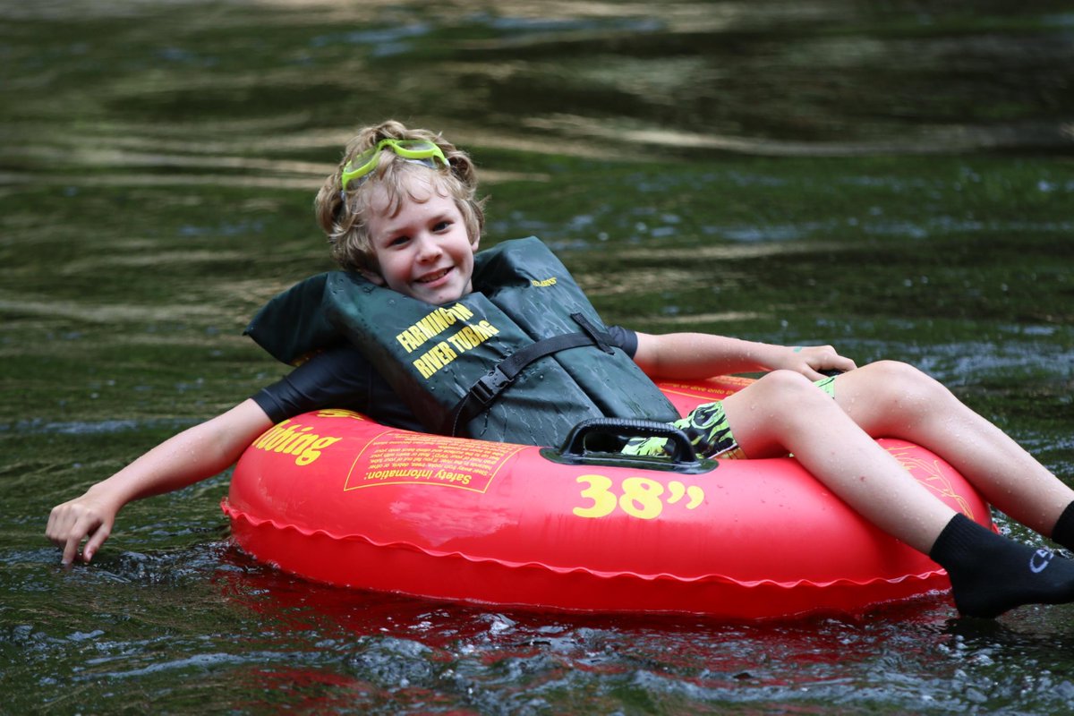 RiverTubingCT's tweet photo. Looks like an early taste of Summer Weather this weekend! Who's up for some summer fun on the Farmington @RiverTubingCT Gather up your friends and head on out to https://t.co/fZMxeoyYYE Pass it on to your followers and come have some fun :) @WeatherCT @ryanhanrahan @BruceDePrest https://t.co/Rhe2pvqA2q