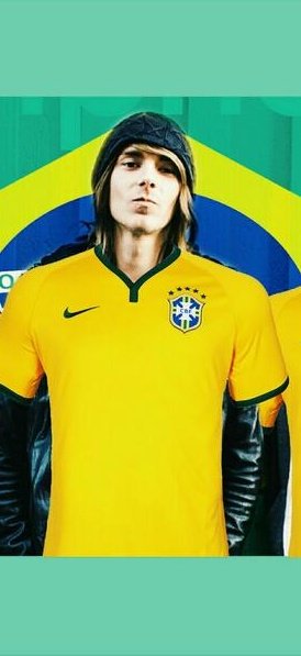 ThisCenturyBRA's tweet photo. Boatos que essa imagem é real @Gorgeous_War https://t.co/EoN95Ozwh2