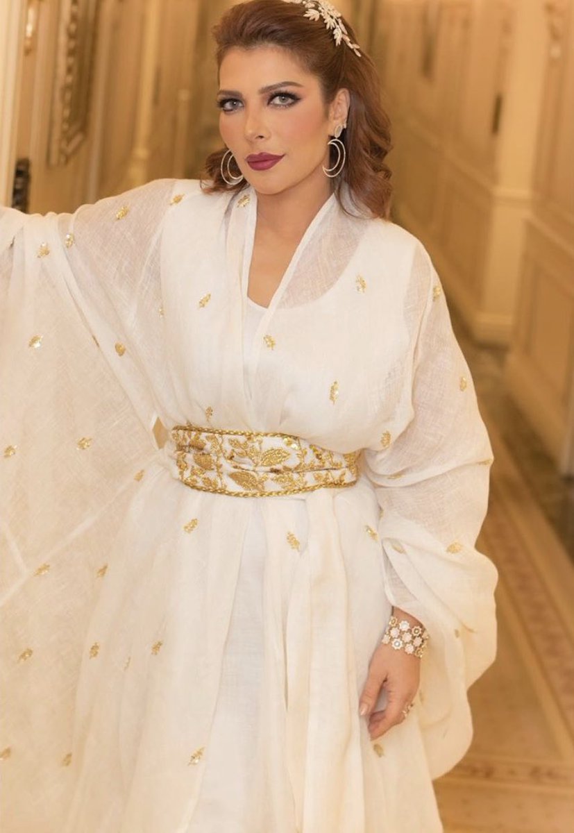 Celebrities2018's tweet photo. إطلالات النجمتين #اصالة و #نوال_الزغبي خلال مشاركتهما بحفلات العيد في السعودية والكويت ❤️😍
@AssalaOfficial @NawalElZoghbi https://t.co/W0XbyIPePP