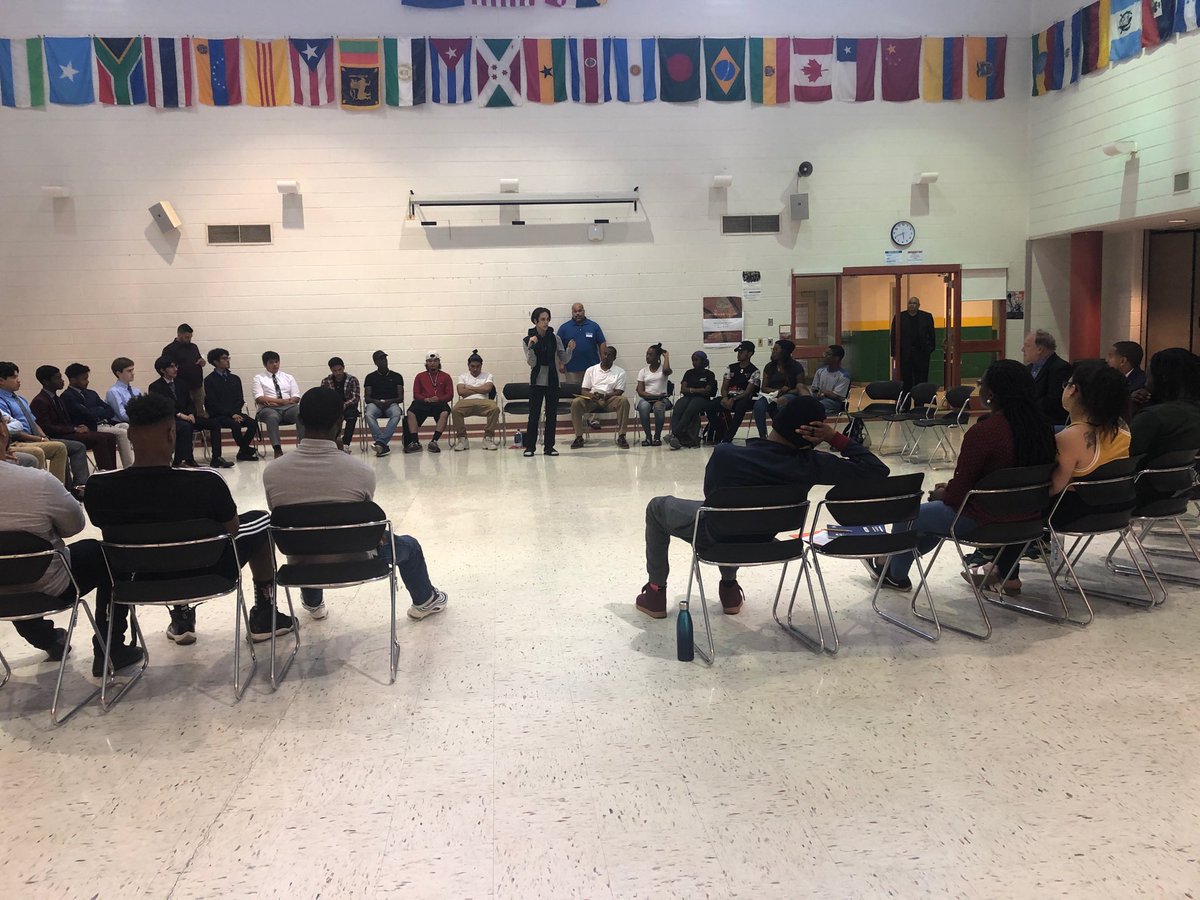 Thanks to ⁦<a href="/Collab_Council/">CollaborationCouncil</a>⁩ ⁦<a href="/willjawando/">Will Jawando</a>⁩ ⁦<a href="/Marc_Elrich/">Marc Elrich</a>⁩ for facilitating this conversation on policing in ⁦<a href="/MontgomeryCo/">MontgomeryCountyMD</a>⁩ with youth from ⁦@THELAYC⁩ ⁦@IdentityYouthMD⁩ and across our county