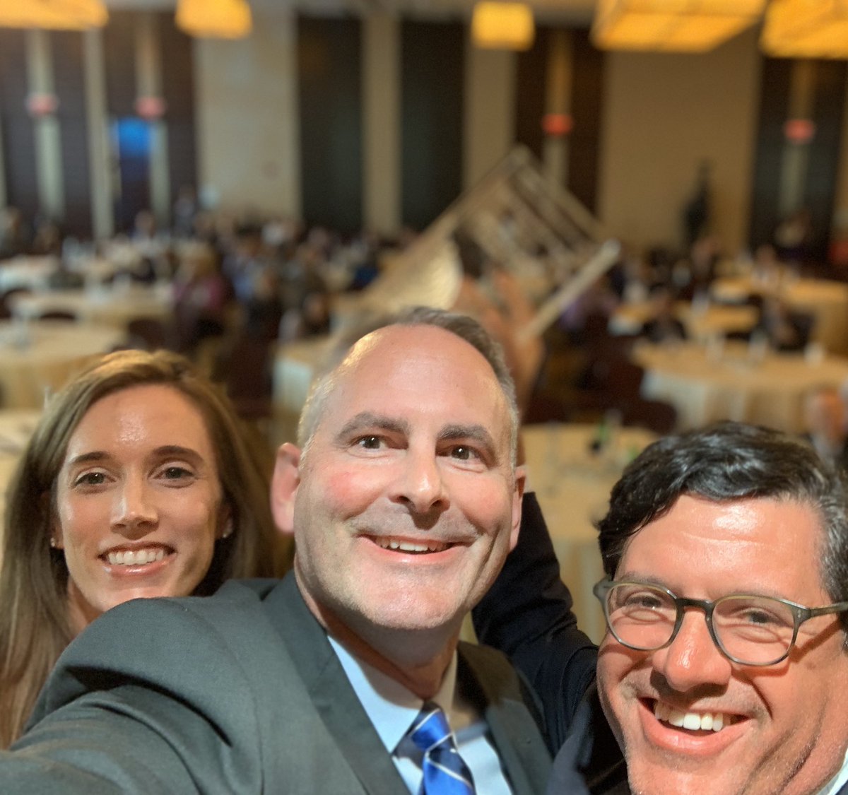 mullaneHBS's tweet photo. Happy to receive an innovation award on behalf of @online_HBS AT #EVSummit19 ! https://t.co/flTh4UtDkk