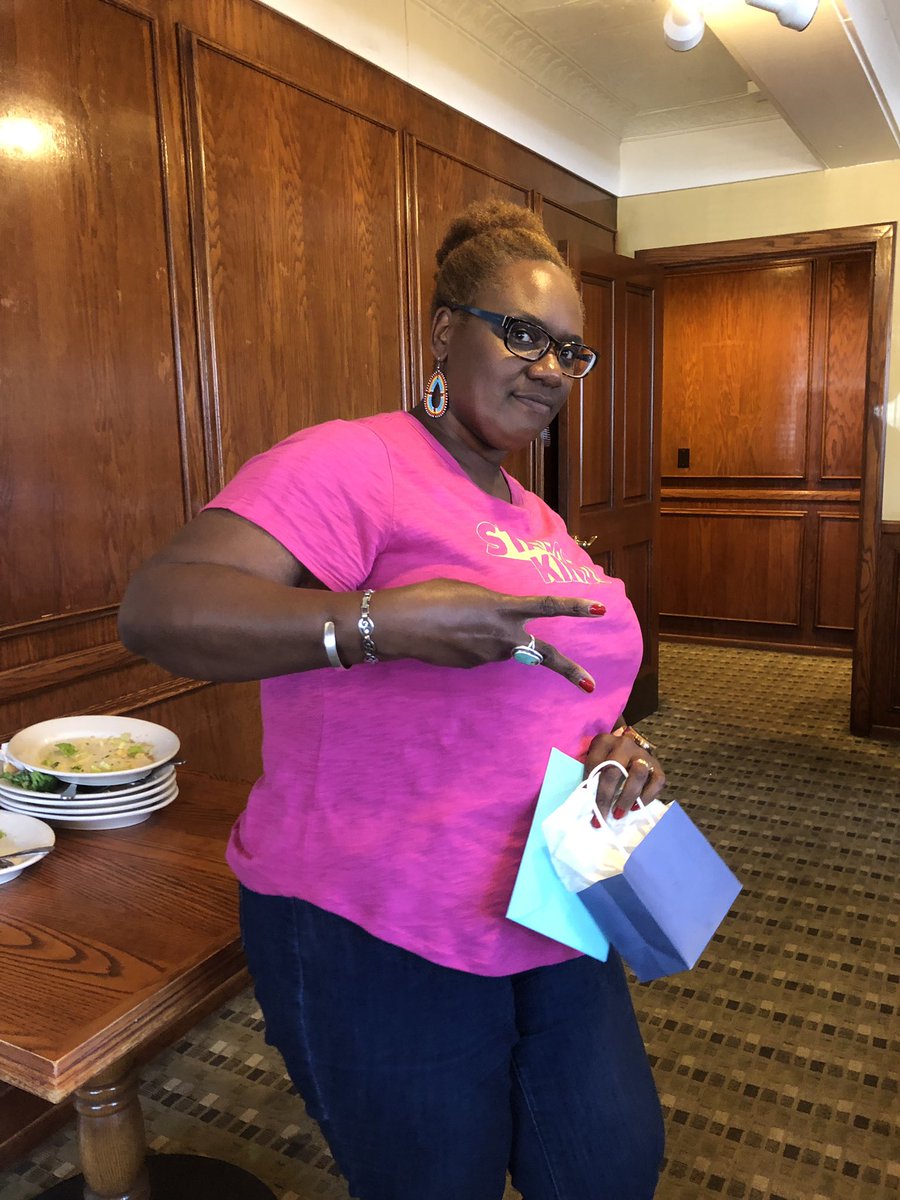 tatisilva1007's tweet photo. We are sad to see you go! ๐ข Good luck next year in your new jobs! #AlwaysARascal https://t.co/Yh3PnC3Ozm