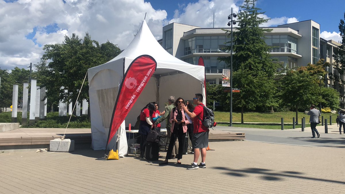 UBCCongress19's tweet photo. Volunteers working hard to give everyone the best #Congressh experience! https://t.co/qcT8ZK1KYY