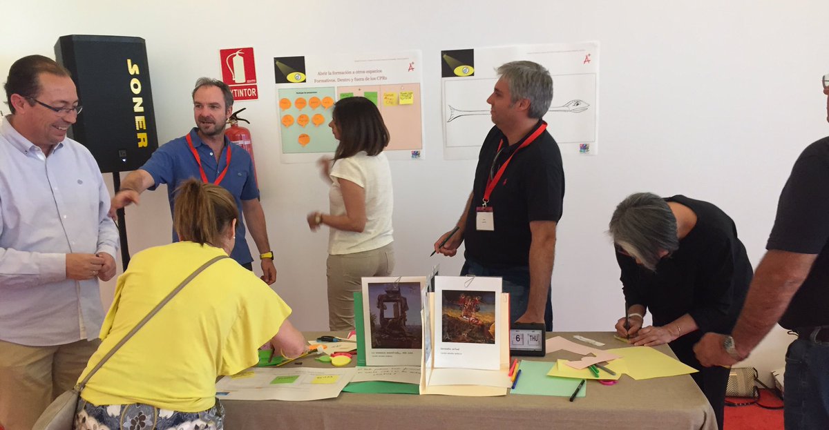 cprjaraiz's tweet photo. Reto conseguido para el foco de mejora: “Abrir los espacios formativos fuera de los  CPRs” 🙌🏻 Foco-Equipazo A+++ UPE Cáceres #RedFormEx19 https://t.co/tGp3ZTtvO0