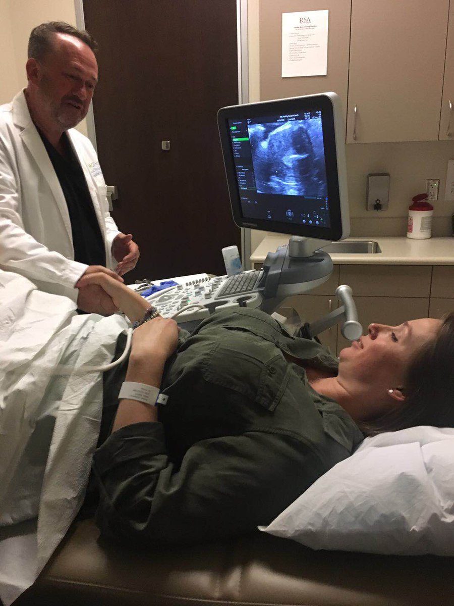 PacificSurro's tweet photo. Wishing lots of 👶🏻 dust and sticky thoughts to surrogate Katharine and her IP!!! So happy to accompany and witness their baby girl being transferred to Katharine in just less than 30 seconds! #surrogatemother #miracle #gestationalcarrier #stickythoughts #embryotransfer https://t.co/t7iNVnWc4y