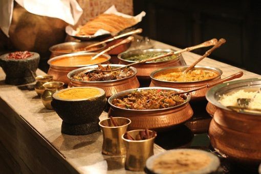 IndiaUpClose1's tweet photo. 10 Cities in India That Are a Food Lovers Paradise https://t.co/EtiXz0sa9S via @TheTravelersWay #India #indianfood https://t.co/HpOH1nl9ps