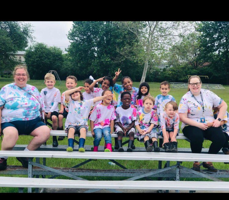 BBBtheplacetobe's tweet photo. We got a little muddy but had a lot of fun.  First field day with everyone on the same field! https://t.co/4sYaIURHN7