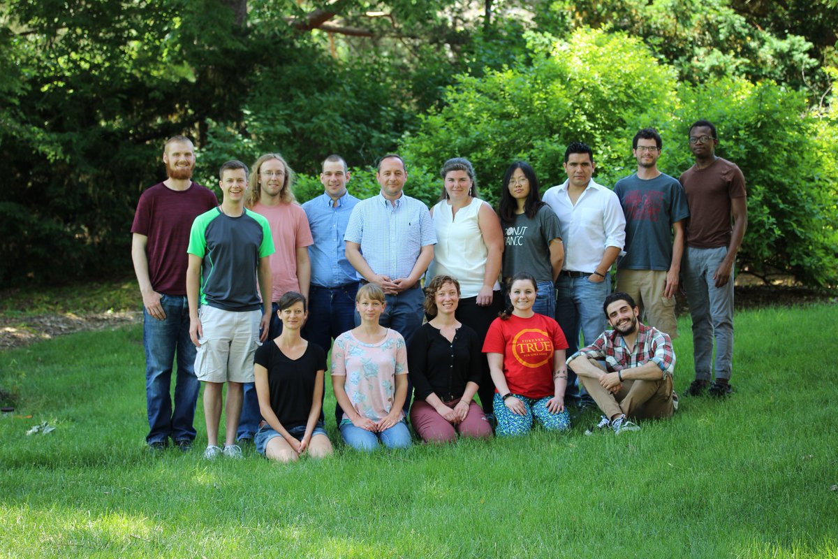 ArchontoulisLab's tweet photo. updated lab group photo for 2019 with @SArchontoulis @RanaeDietzel @A_OrdonezRaziel @Patmos_Sphere @emilytweeted1 @heatherpasley1 @Gerasimos_Danal @non_cornformist @Mitch_Baum Isaiah, Kyle, Angelo, and others! @isuagronomy https://t.co/HZYefTftAN