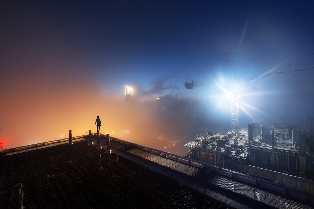 maxwhitehead6's tweet photo. To think that @lucancoutts and I almost didn't go out to shoot this fog... 🤪

This spring has seen some of the most impressive low fog in years and I couldn't be more excited to have captured that here. #twittersawitfirst https://t.co/WiLNsVazXV