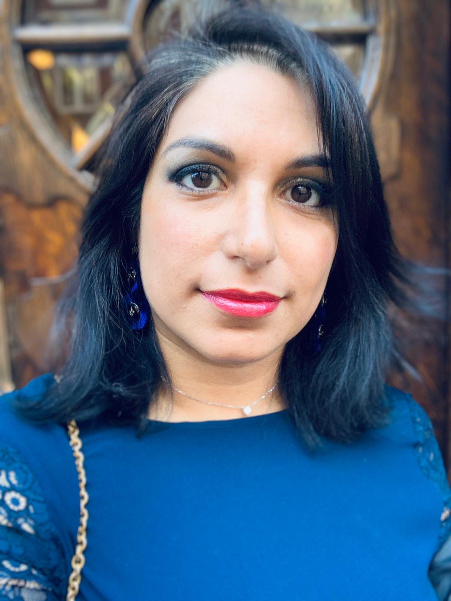 evaellibeauty's tweet photo. πHaving a cultured evening in the #westend to watch Man of La Mancha! Thank you for voting for my LipSense colour tonight - I'm wearing Fire 'n Ice ππ
#london #westend #theatre #manoflamancha #coventgarden #firenicelipsense #senegence #sheerbuzz #evaelli #evaellibeauty https://t.co/t5T6CDd7tf