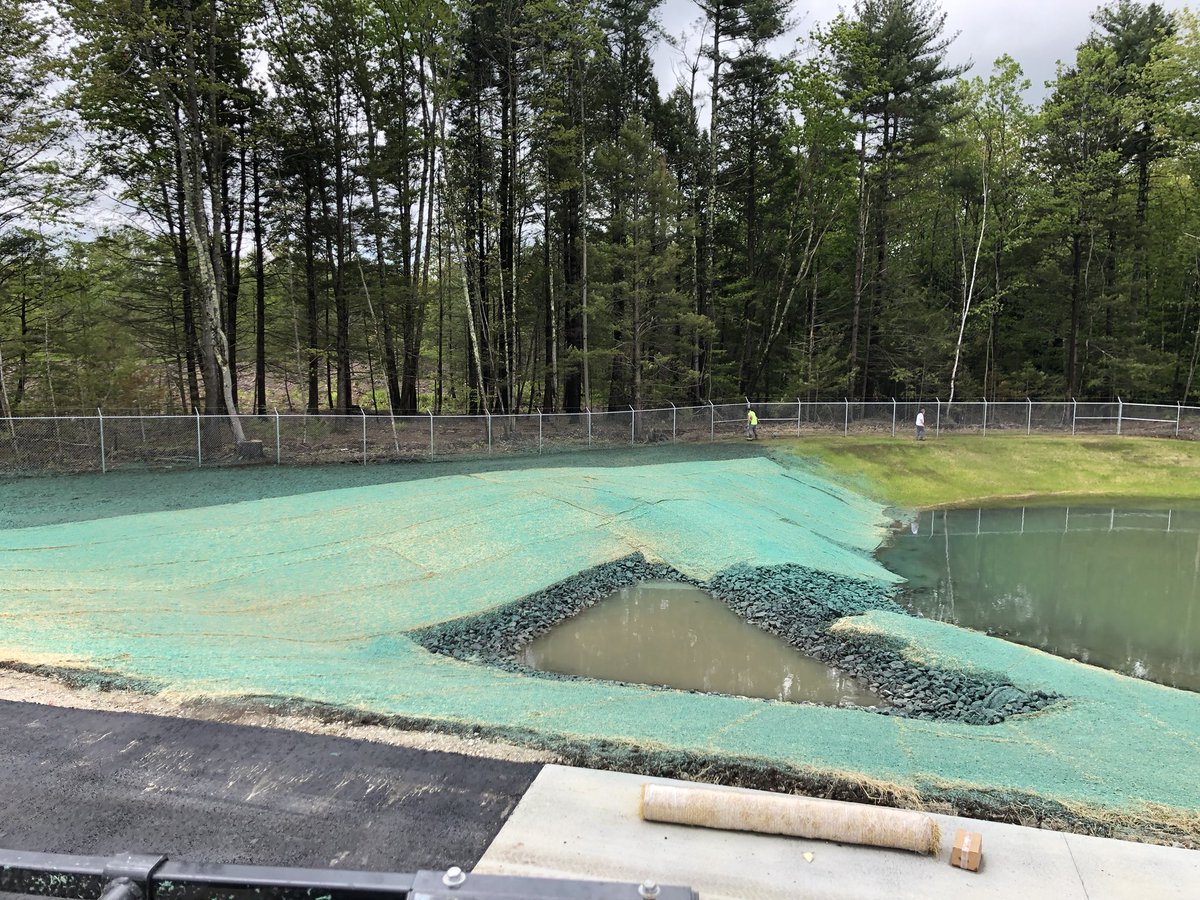RyanLyford1's tweet photo. Saco. A.Duie Pyle trucking got another slug of #Hydroseeding today at their new facility. Mostly spraying on top of of jute netting around the pond. #GrowGrass #TurfSmith https://t.co/KP1lRj7wnE