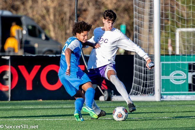 SoccerSTL's tweet photo. Nolan DeWeese Named Missouri Gatorade Player of the Year @nolandeweese23 @CBC_Soccer @LouFuszSoccer @LouFuszGeerling https://t.co/u2evgnkICl https://t.co/cqWSWvPdWH