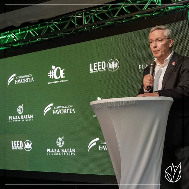 CorpFavoritaEc's tweet image. Plaza Batán, un proyecto de Corporación Favorita, recibió la #CertificaciónLEED, la misma que nos motiva a seguir propiciando la construcción de edificaciones sustentables, que reflejen nuestras buenas prácticas ambientales.