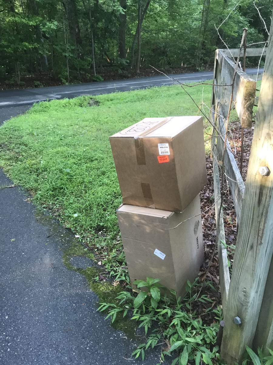 ChargePositif's tweet photo. @chemicalguys I’m not sure @FedEx cares much about packages. They left mine feet from a public road on wet grass, with torn boxes and rain showers... @UPS did a great job with delivery on covered porch... just sayin’ https://t.co/O4mr2mJfcg