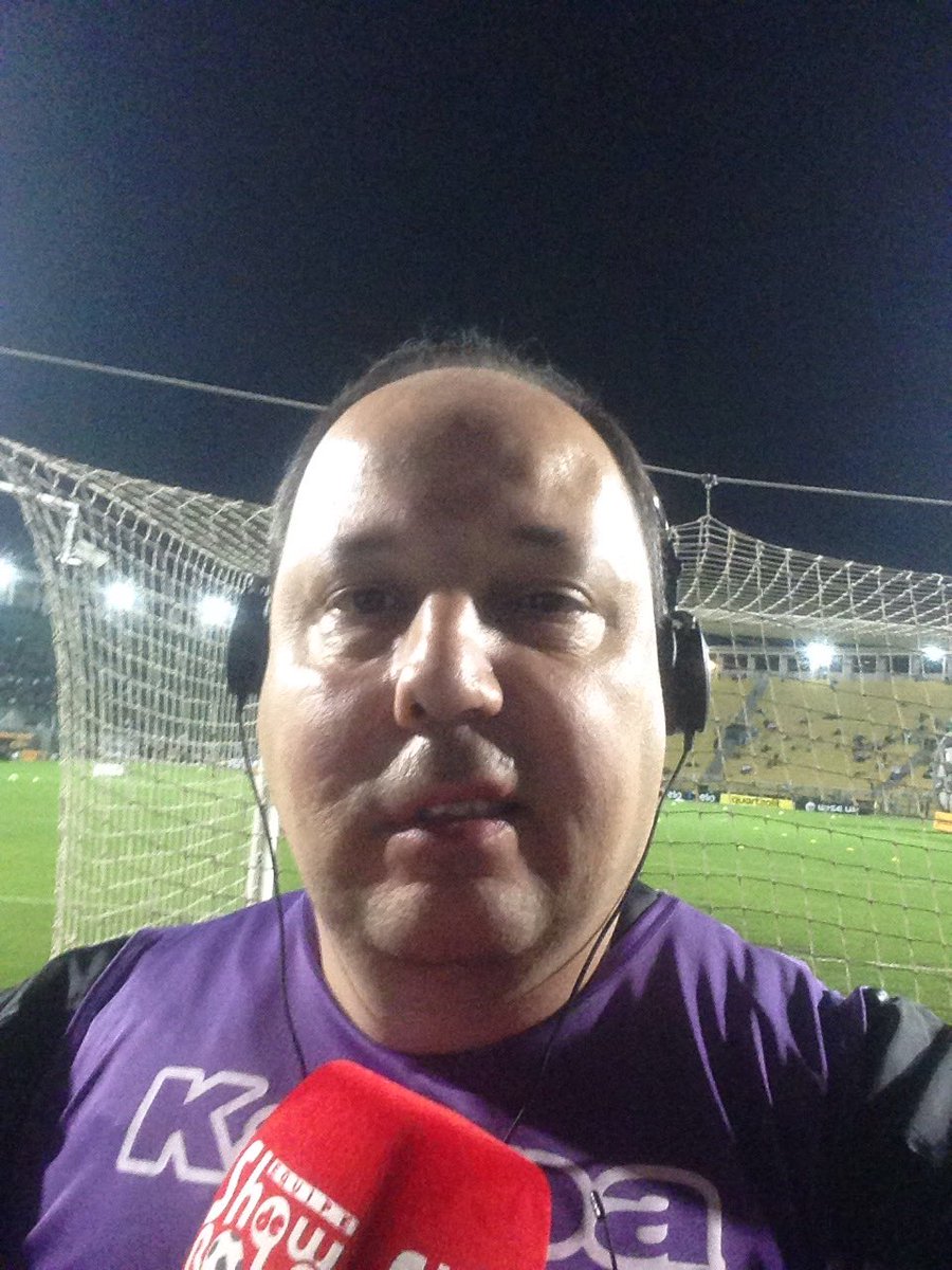 AlePraetzel's tweet photo. No Pacaembu, para acompanhar Santos 2x0 Atlético-MG pela Rádio Difusora de Pirassununga.
#Palpitar é brincar.
Aproveitem e inscrevam-se no meu canal PRAETZEL FC no YouTube. https://t.co/okvbulps2N