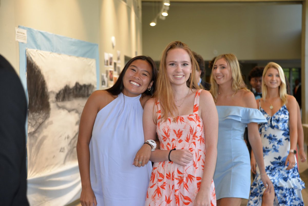 PotomacSchool's tweet photo. Here comes the Class of 2019! Tonight – Baccalaureate Night – is a special time in which seniors come together for one last evening of music, readings, speeches, and memories as Potomac students. We're so proud to honor them this evening. #PotomacBaccalaureate #PotomacUS https://t.co/tLJZFrp8ZL