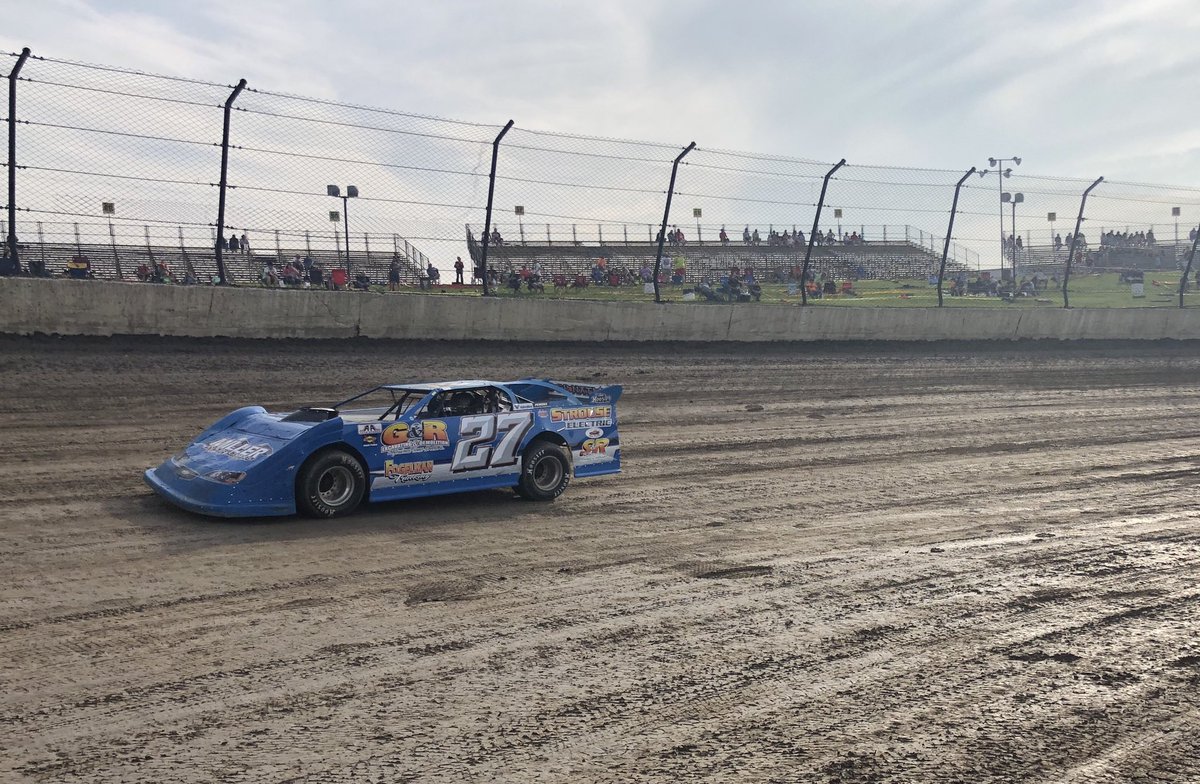 MrAddicted2Dirt's tweet image. Hey @Scott_Snook ... #YoderNation @EldoraSpeedway #DLMDream25 👍🏻