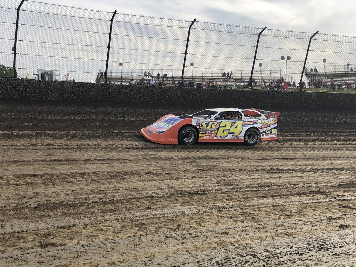 MrAddicted2Dirt's tweet image. Hey @Scott_Snook ... #YoderNation @EldoraSpeedway #DLMDream25 👍🏻