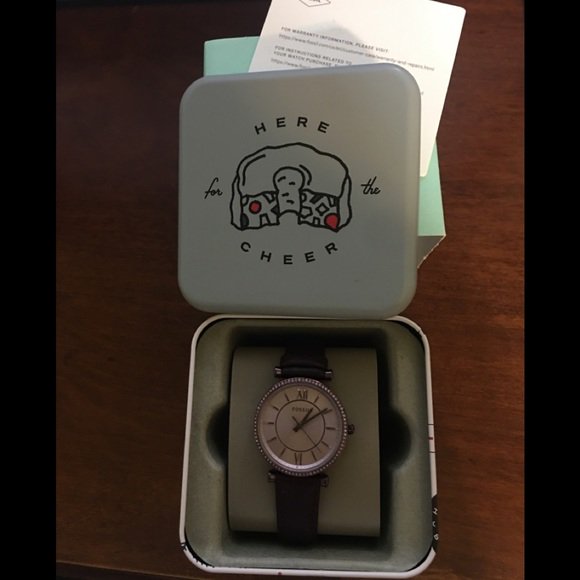 ClosetBargain's tweet photo. So good I had to share! Check out all the items I'm loving on @Poshmarkapp #poshmark #fashion #style #shopmycloset #chicos #fossil: https://t.co/gjJzfQS6ma https://t.co/YZzvbomrG5