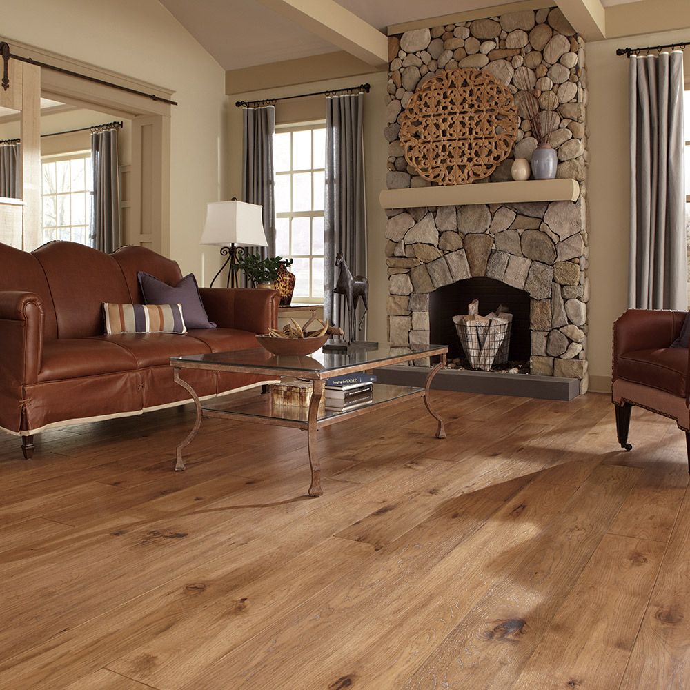 jsdesignerfloor's tweet photo. The knots in hardwood floors create imperfections in the wood grain that give floors undeniable character - perfect for those who want to achieve a more rustic look. https://t.co/LWp8C2AQcF