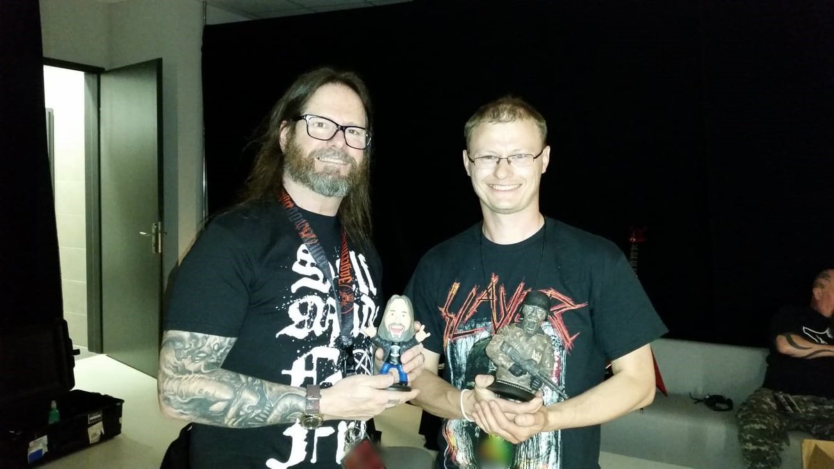 4Fans_figurines's tweet photo. @garyholt_official Thank you for your time !!! It was absolutely the best pleasure to meet you!!!
#slayer #garyholt #thankyou #backstage https://t.co/tq0FzZMImD